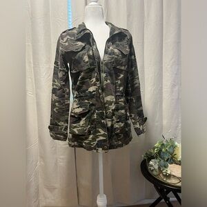 NAVIE Camo Women’s Jacket